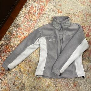 Columbia Women's Gray Fleece Jacket